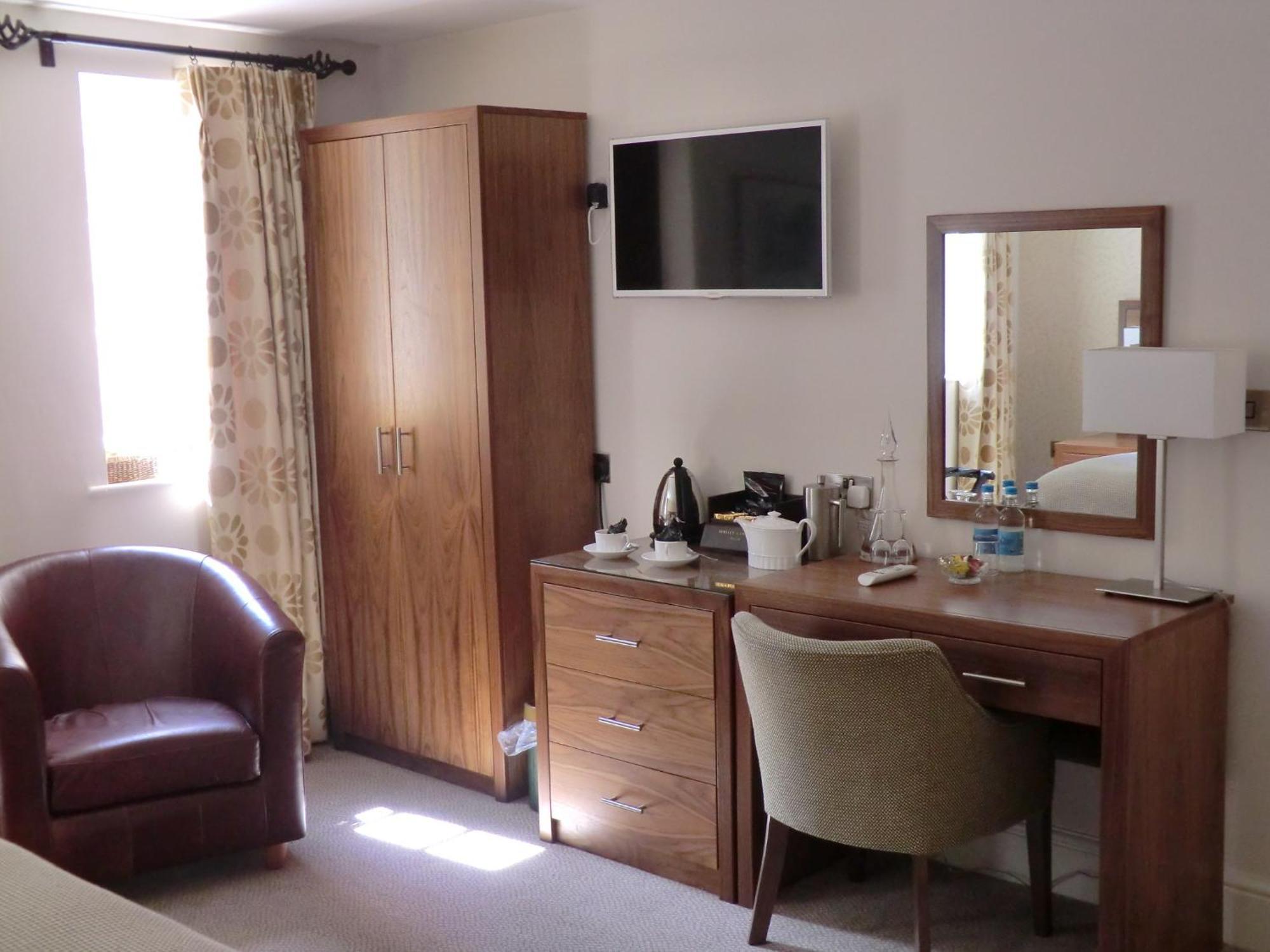Castle Of Comfort Hotel Nether Stowey Стая снимка